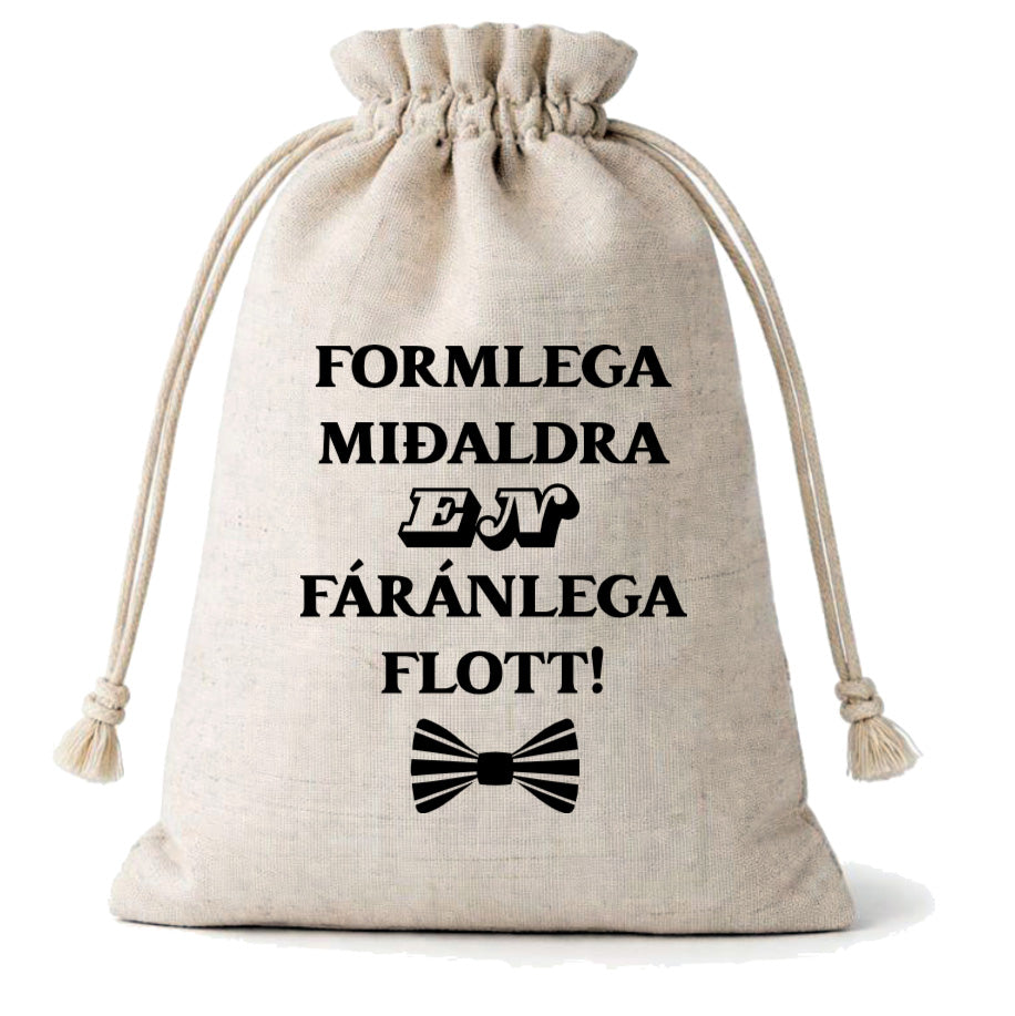 Gjafapoki - "Formlega miðaldra en fáránlega flott"