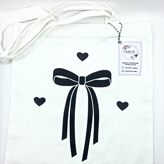 Taska hvít/svört - Slaufa & hjörtu