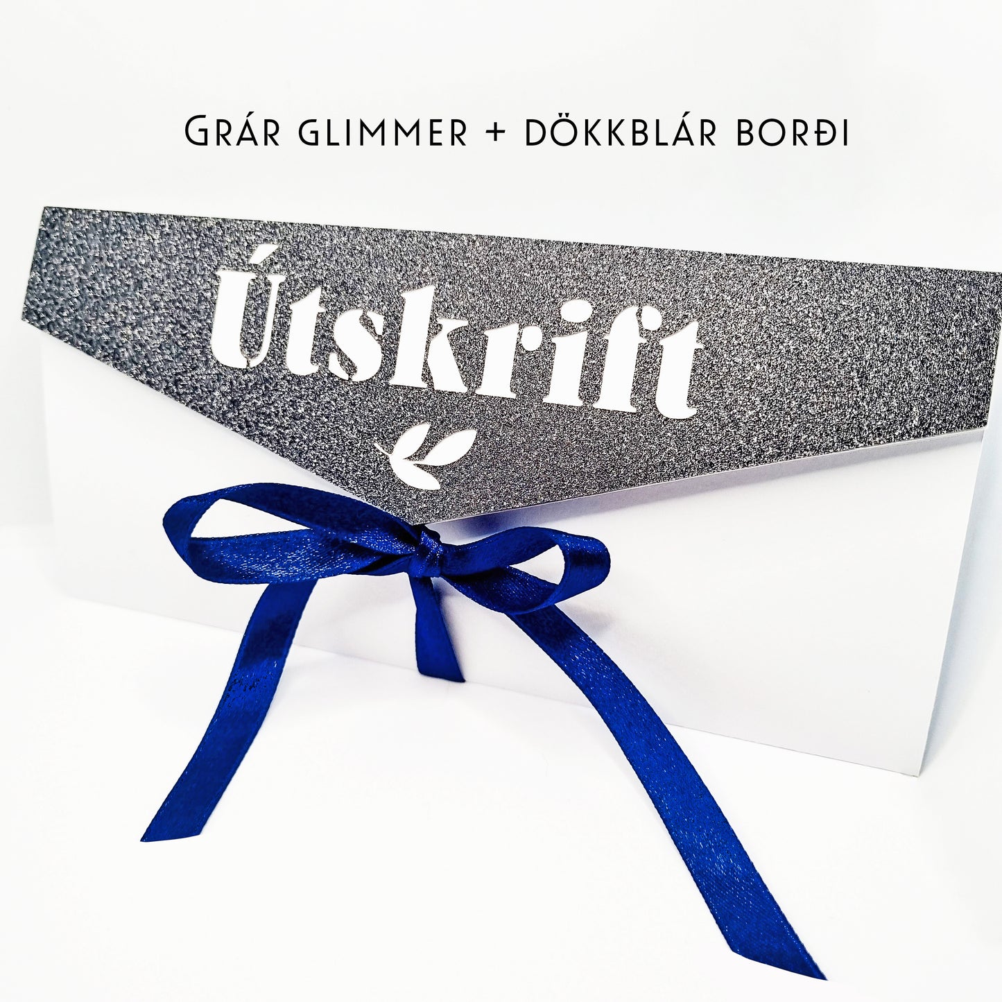 Peningakort útskorin