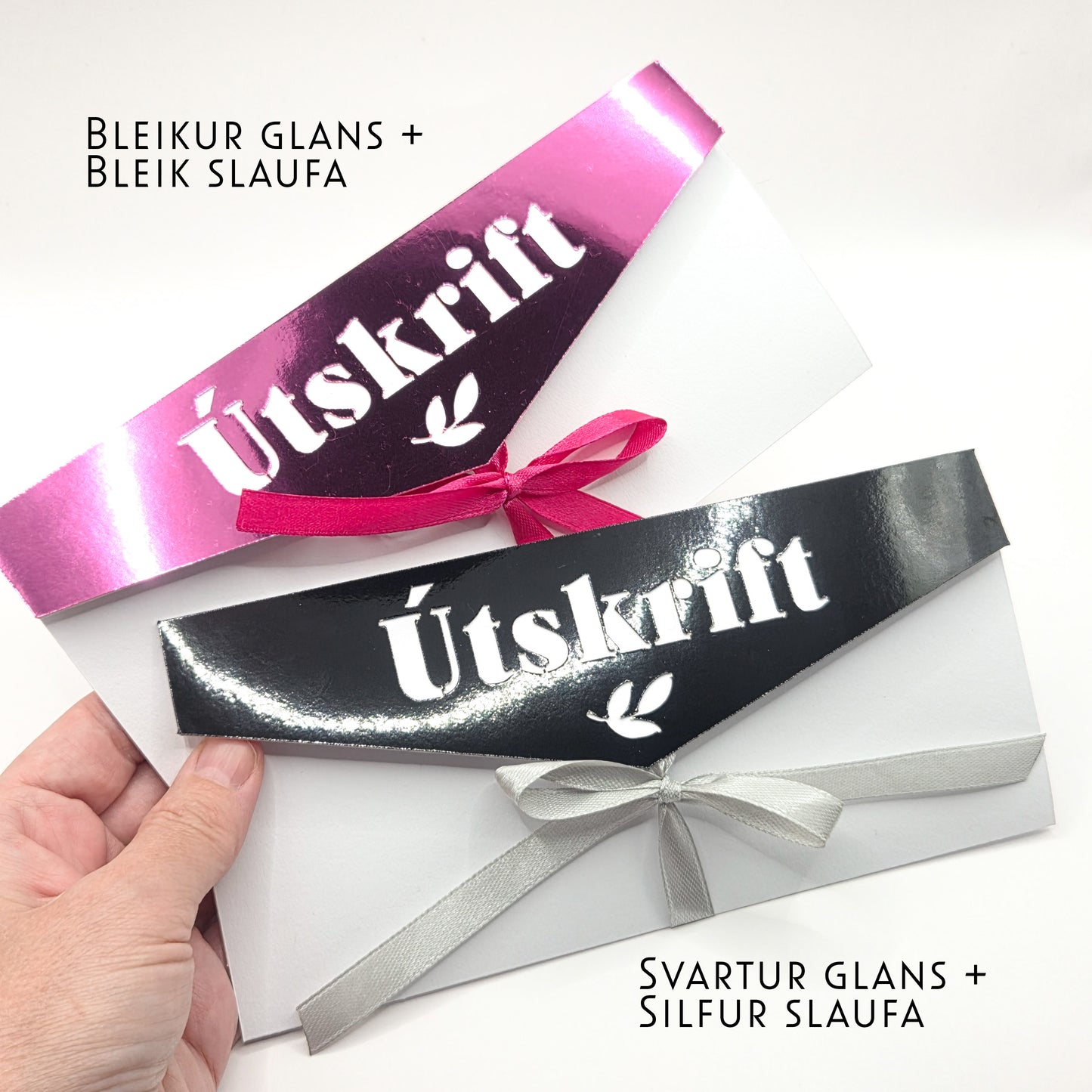 Peningakort útskorin